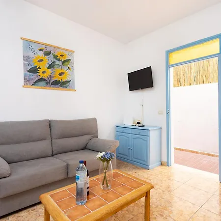 Apartament Live Playa De *